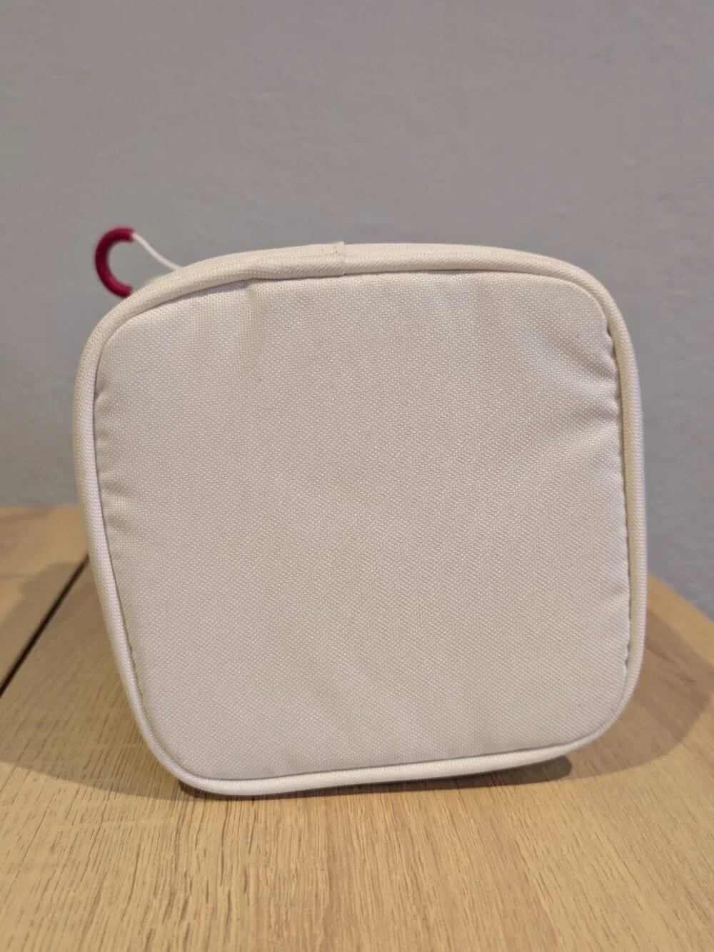 NWOT Embark Upright Lunch Bag - Cream & Navy Blue